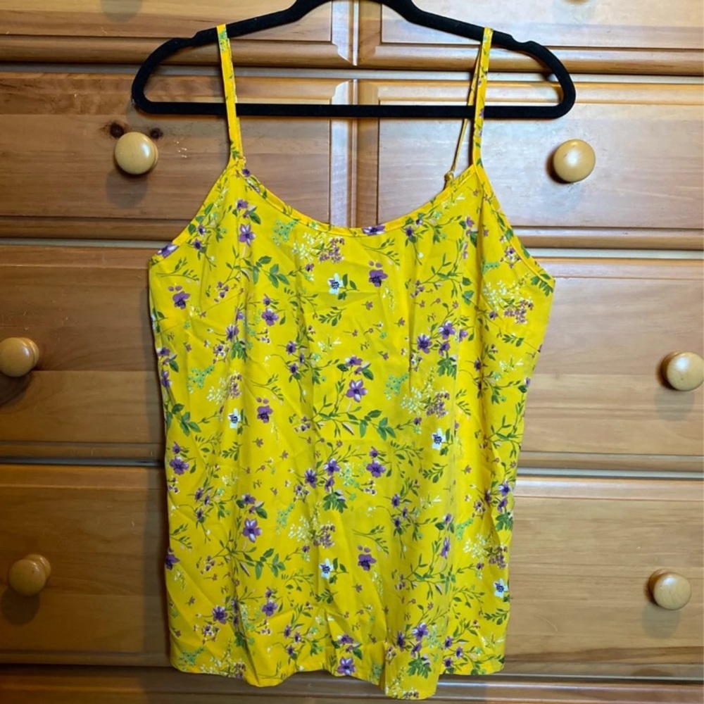 4/25$ SHEIN Plus Floral Print Tank Top 1XL